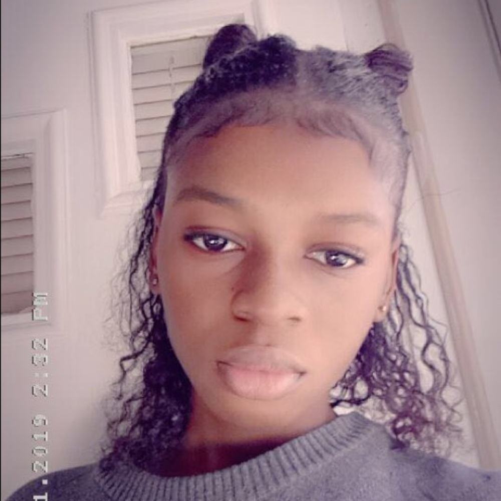 Meet your Posher, Fati